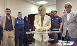 CHP'nin kazandığı Akçakoca Belediye Meclisi'nde AKP'li Ünal Başkanvekili seçildi