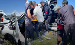 Van’da otomobiller çarpıştı: 4 ölü, 2 yaralı