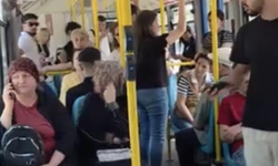 Bursa'da metroda yüksek sesle konuşma tartışması