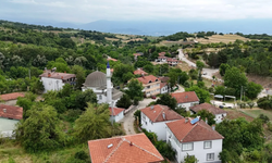 İnegöl Fındıklı’da 3 Sokakta Parke Taş Çalışması Yapıldı