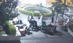 Önce Meydanda, Sonra Hastanede Kavga! İnegöl'de Gergin Gece kamerada
