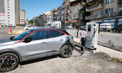 Efeler Belediyesi’nin elektrikli araç şarj istasyonları hizmette