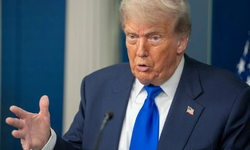 Donald Trump müzakere heyetini hedef aldı: "Hürmüz’ü kapatırsanız İran’ı yok ederiz"