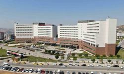 Elazığ’da 3. kattan düşen 4 yaşındaki çocuk ağır yaralandı