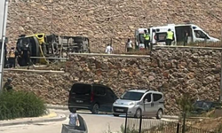 Bursa İnegöl'de özel halk otobüsü devrildi: Can pazarı yaşandı