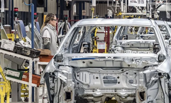Volkswagen'de tarihi küçülme: 4 fabrikanın kapatılması ve 100 bin kişinin işten çıkarılması planlanıyor