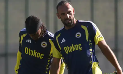 Fenerbahçe'nin antrenmanında sakatlık! Vedat Muriqi sahayı sedyeyle terk etti...