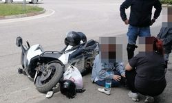 Bursa İnegöl'de kavşakta f*ci kaza... Anne ve oğlu yaralandı
