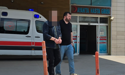 Bursa İnegöl'de Akrabasının Evinde Gizlenen Cezaevi Firarisi Polis Baskınıyla Yakalandı