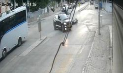 Otomobilin motosiklete çarpıp kaçtığı kaza kameraya yansıdı