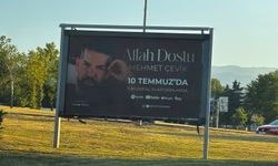 İnegöl’de “Allah Dostu” afişlerine tepki büyüyor
