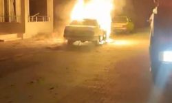 Bursa İznik'te maskeyle geldi, aracı böyle ateşe verdi