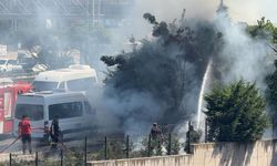 Kocaeli'de Korkutan Yangın: İş Yerlerine Sıçramadan Söndürüldü