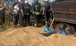 Lastiğini onarmaya çalıştığı römork üzerine devrildi, arkadaşının "çabuk kaç" diye bağırışı yetmedi