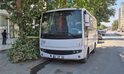 İstanbul'da 3 gündür aranan adam park halindeki servis aracında ölü bulundu