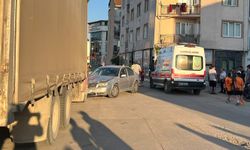 Bursa İnegöl'de kontrolden çıkan otomobil çocuğa çaptı