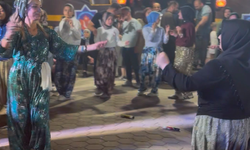 Festivalde Şalvar Coşkusu: Binlerce Kişi Geleneksel Şalvar Gecesinde Buluştu