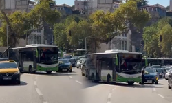 Bursa’da düğün konvoyuna otobüs sürprizi! Gelin arabasının önünü bu sefer otobüs kesti