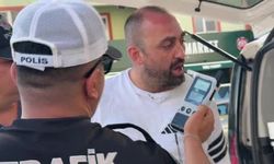 Alkollü sürücü polise saldırmaya kalkıştı, 350 bin lira ceza yedi