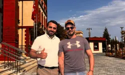 Ünlü Sanatçı Gökhan Özen İnegöl'den daire satın aldı