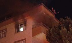 Bursa İnegöl'de Gece Yarısı Panik! Apartmanın 4. Katında Yangın Çıktı