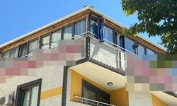 Bursa İnegöl'de 22 yaşındaki genç çatıya çıktı