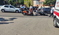 Bursa'da motosiklet ambulansa çarptı: 1 yaralı!