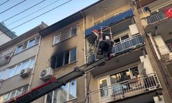 Bursa Osmangazi'de korkutan yangın! Mahalleli sokağa döküldü