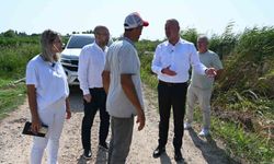 Karacabey Belediyesi kırsaldaki arazi yollarını düzenleniyor