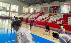 Koruma altındaki çocuklara basketbol eğitimi