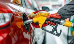 Benzine zam geliyor: Pazartesi gece yarısı tabelaya yansıyacak