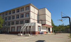 Bursa Orhangazi'deki meslek lisesinin yıkımına başlandı