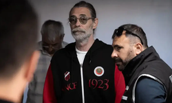 Erdal Beşikçioğlu'dan itiraf: "Siyasete girdiğim için pişmanım"