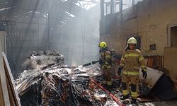 Bursa Osmangazi'de koltuk imalathanesinde korkutan yangın