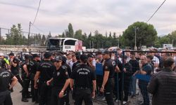 İnegölspor taraftarı tribün dışında kaldı! Yöneticiler devreye girdi