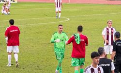 İnegölspor evinde mağlup oldu! Taraftar kaleciyi ayakta alkışladı