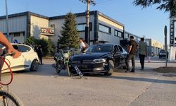 Bursa İnegöl'de otomobil ile motosiklet çarpıştı: 1 yaralı
