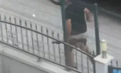 Kapısına pompalı tüfekle dayandı, sokakta ter*r estirdi