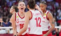 A Milli Voleybol Takımı, üst üste 2. kez Avrupa şampiyonu