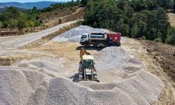 Bursa’da 12 mahallede yollar baştan sona yenilendi