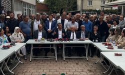 Yeni Parti Genel Başkanı Özel, Bursa'da çiftçilerle bir araya geldi