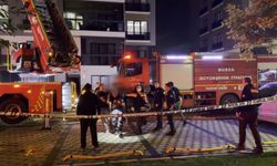 Bursa'da bina yangını: Mahsur kalan 19 kişi kurtarıldı!