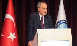 BUÜ Tıp Fakültesinde yeni eğitim-öğretim yılı ilk ders töreniyle başladı