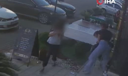 Göğsünden silah çekti! 2 kadına kanlı pusu kamerada...