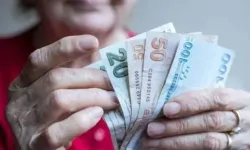 Emekli maaşına 8 bin 77 lira zam yaptıracak dosyalar birleşti!