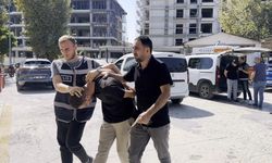 İnegöl'de yaşlı kadını 1.5 milyon dolandırdılar! Polis Asayiş ekipleri kıskıvrak yakaladı