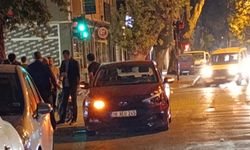 Bursa İnegöl’de Adliye Kavşağında Kaza: 3 Yaralı