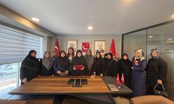 İnegöl Saadet'ten eğitim masraflarına tepki