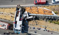 Manisa'daki otobüs faciasında Bursa'ya 11 ateş düştü