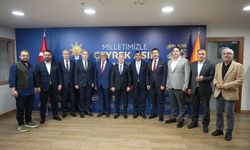 Yenişehir'de iki meclis üyesi daha Ak Parti saflarına katıldı